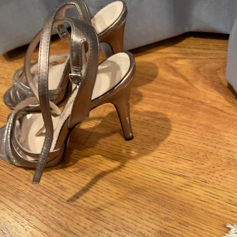 Sandals for dress color plate size 6